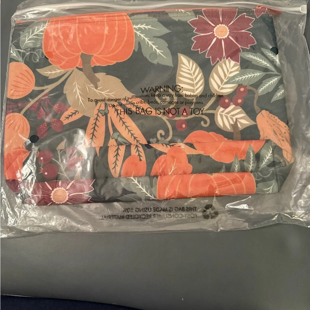 Thirty-One Zippered Pouch Pumpkin Floral - Picture 2 of 3